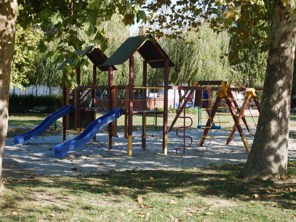 Apartment In Balatonlelle 40765 Экстерьер фото