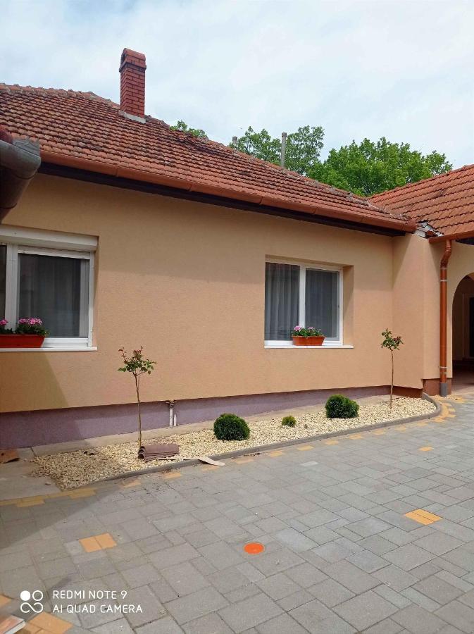 Apartment In Balatonlelle 40765 Экстерьер фото